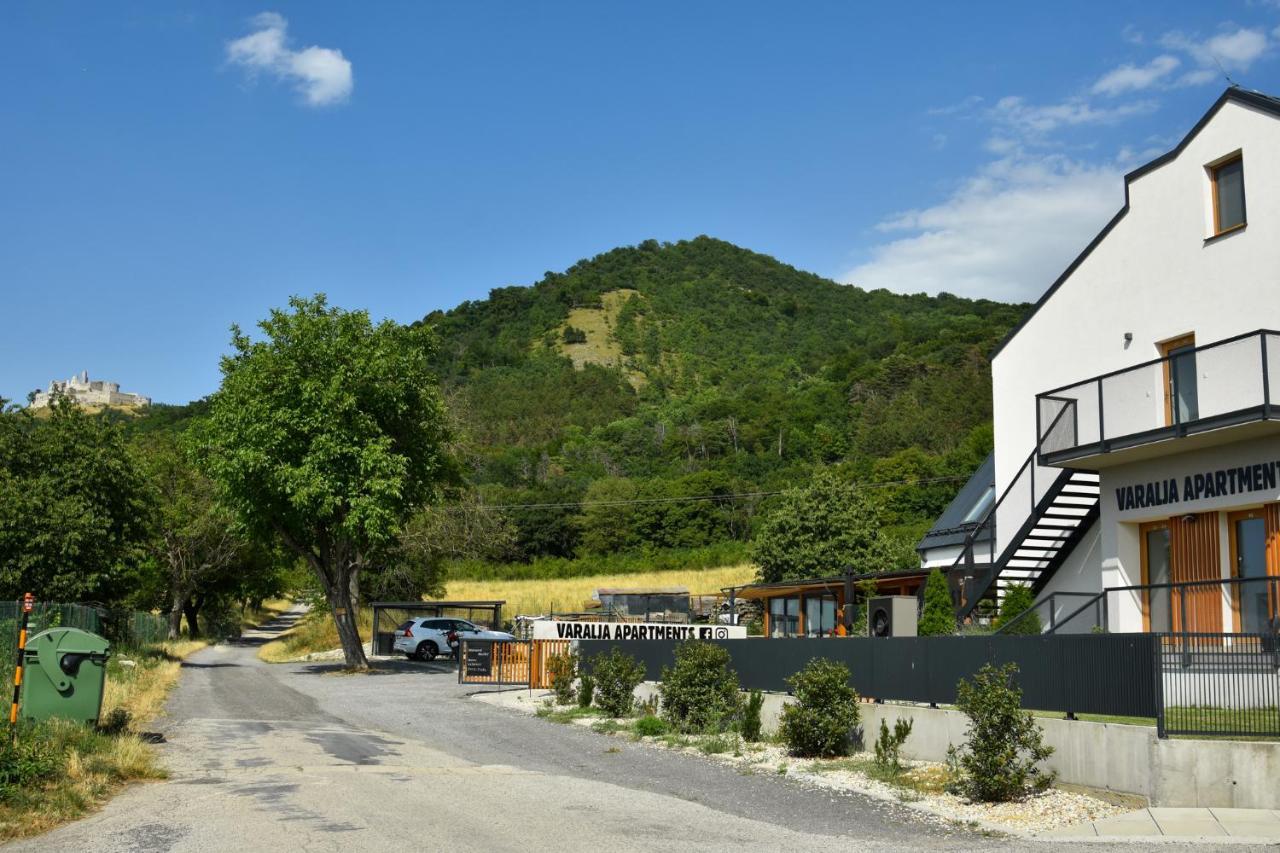 Varalja Apartments Plavecke Podhradie Exterior foto